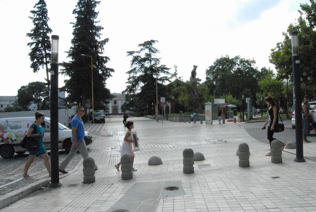 Hotel Relax City Center Tirana Zewnętrze zdjęcie